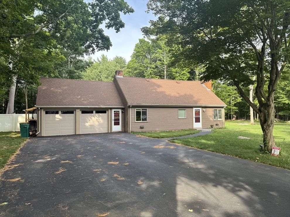 Unit for sale at 166 Purchase St, Easton, MA 02375