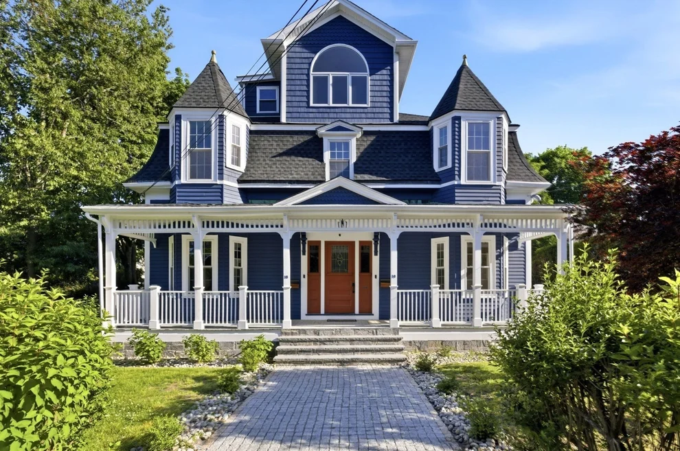 Unit for sale at 10 Washington Park, Newton, MA 02460