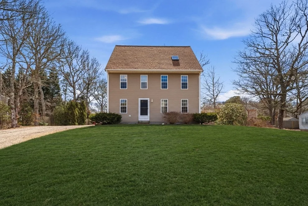 Unit for sale at 5 Peregrine Ln, Yarmouth, MA 02664