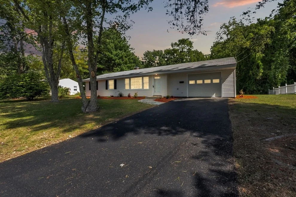 Unit for sale at 33 Ruthellen Rd, Framingham, MA 01701