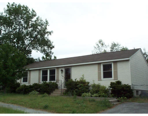 Unit for sale at 39 Nome St, Worcester, MA 01605