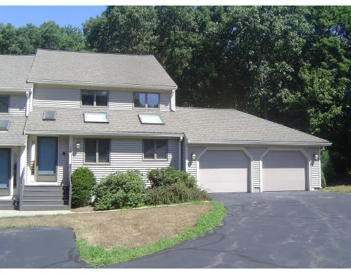 Unit for sale at 10 Magnolia Dr, Franklin, MA 02038