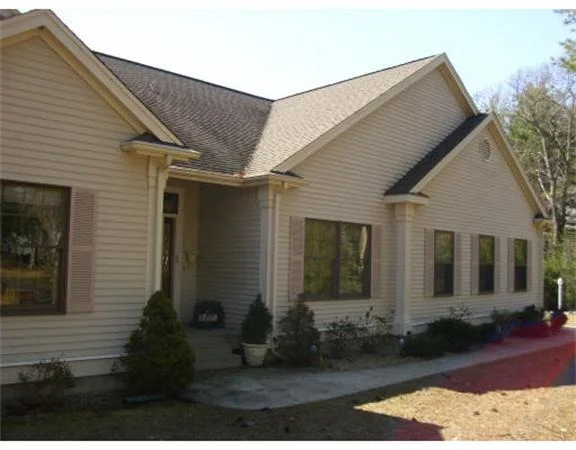 Unit for sale at 94 River St, Middleton, MA 01949