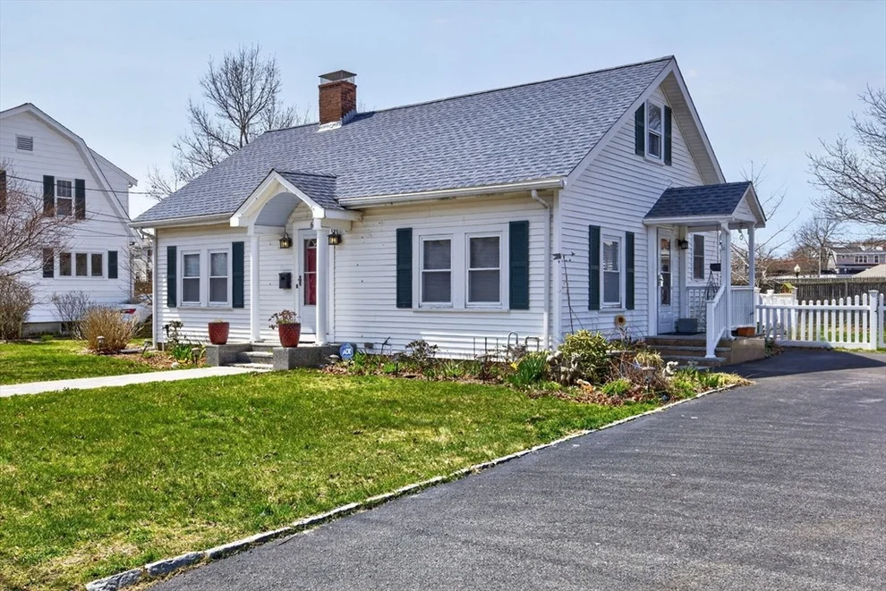 Unit for sale at 69 Spring St, Barnstable, MA 02601