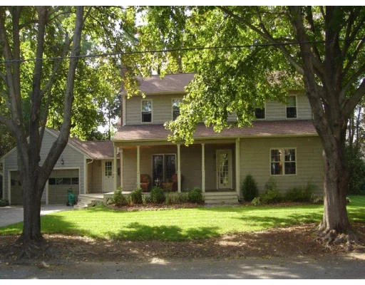 Unit for sale at 40 Colonial Road, Bristol, RI 02809