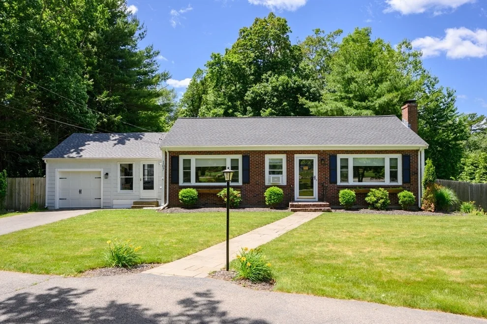 Unit for sale at 107 Washington St, Pembroke, MA 02359