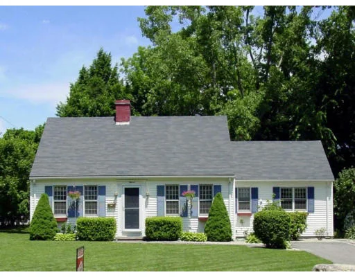 Unit for sale at 11 5th Street, Webster, MA 01570