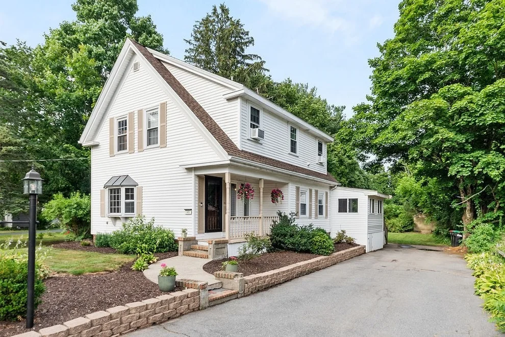 Unit for sale at 46 Charles St, West Bridgewater, MA 02379