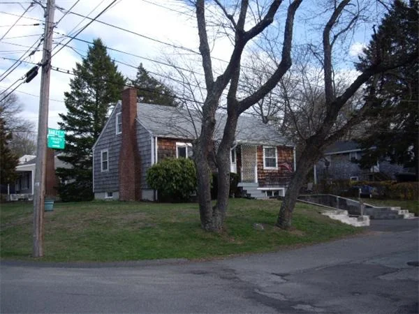 Unit for sale at 2 Bailey Ave, Beverly, MA 01915