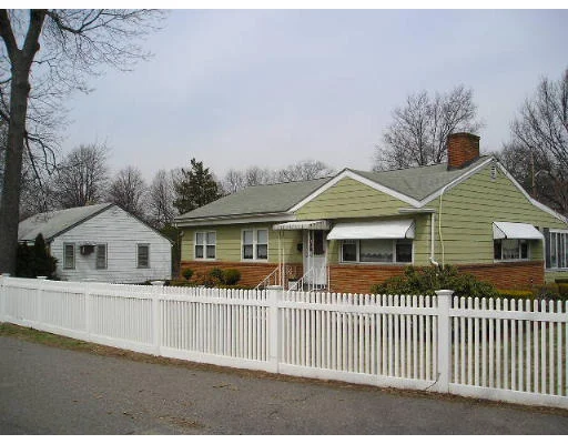 Unit for sale at 52 South St, Stoneham, MA 02180