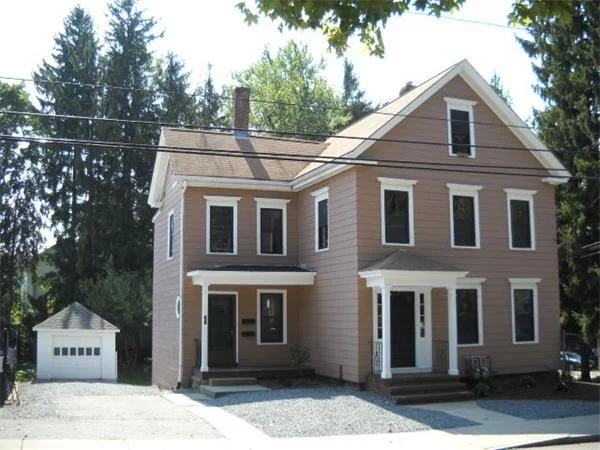 Unit for sale at 68 Lincoln St, Marlborough, MA 01752