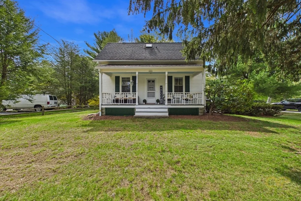 Unit for sale at 311 Newman Ave, Seekonk, MA 02771