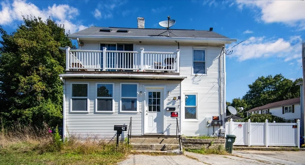 Unit for sale at 42 Fox Run, Southbridge, MA 01550
