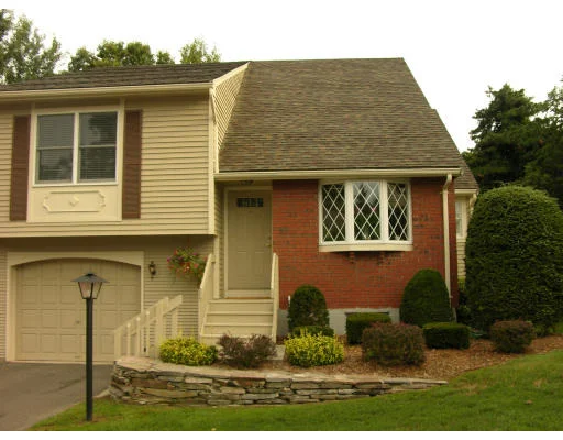 Unit for sale at 93 The Meadows, Enfield, CT 06082