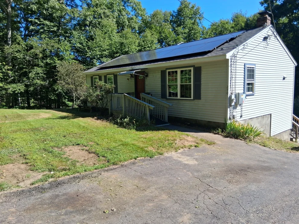 Unit for sale at 270 Ash St, Winchendon, MA 01475