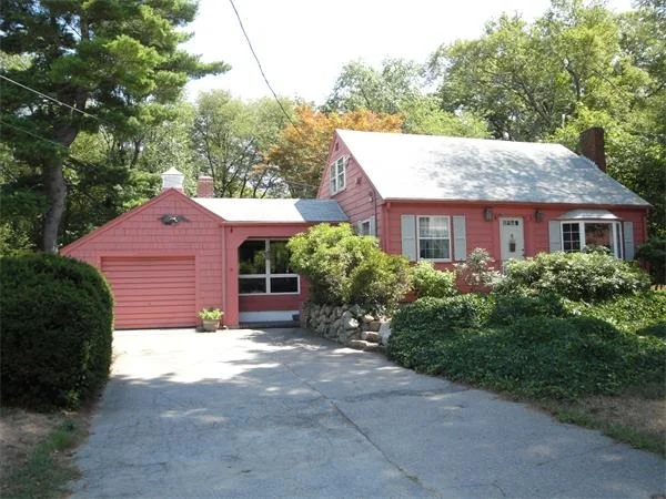 Unit for sale at 12 Griffin Ter, Weymouth, MA 02190