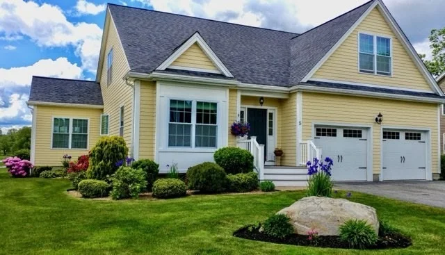 Unit for sale at 5 Back Nine Drive, Haverhill, MA 01832