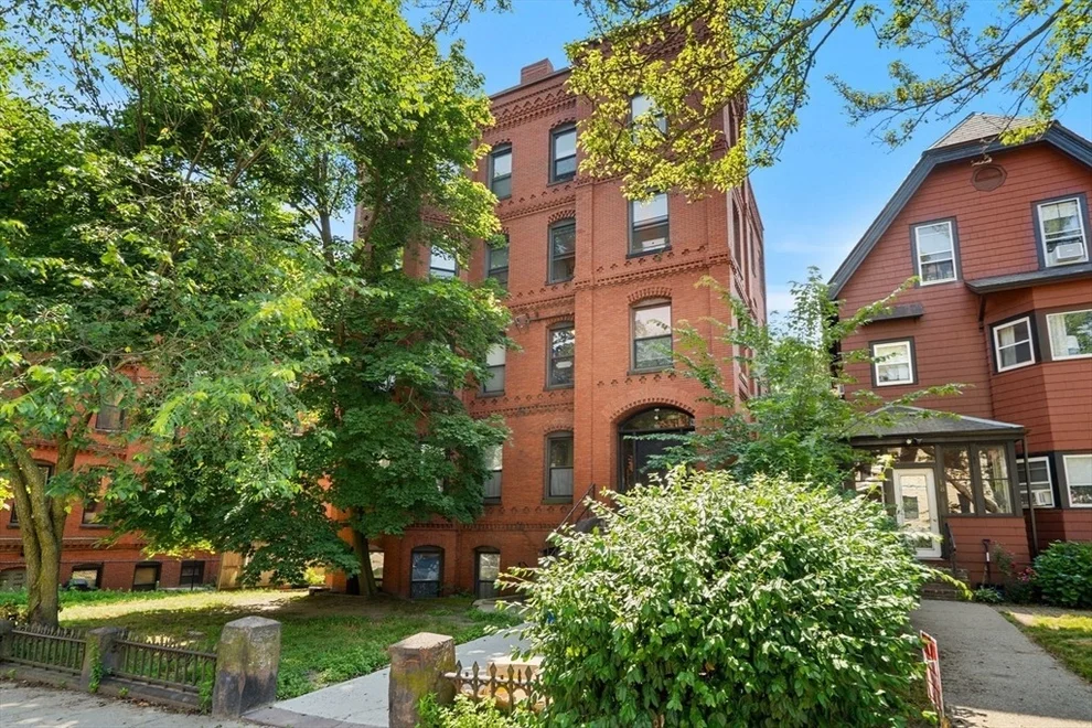 Unit for sale at 14-16 Davis Ave, Brookline, MA 02445