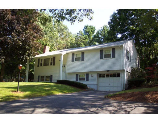 Unit for sale at 8 Sprague St, Northbridge, MA 01534