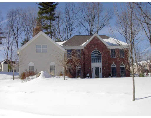 Unit for sale at 25 Faulkner Road, Shrewsbury, MA 01545