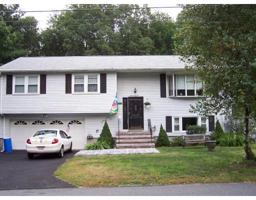 Unit for sale at 7 Casey St, Canton, MA 02021