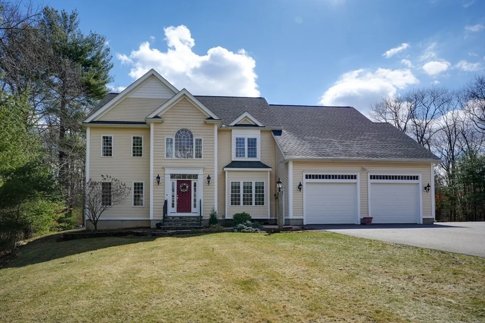 Unit for sale at 22 Buckhill Rd, Northborough, MA 01532