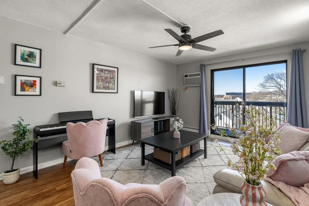 Unit for sale at 10 Williams St, Watertown, MA 02472