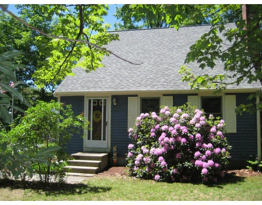 Unit for sale at 9 Sherborne Street, Taunton, MA 02718