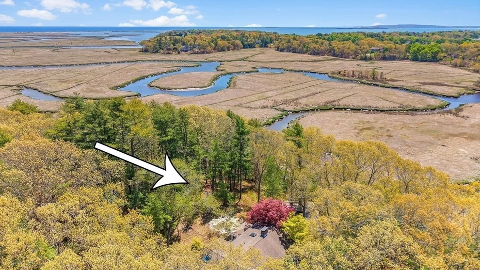 Unit for sale at 156 Duck Hill Rd, Duxbury, MA 02332