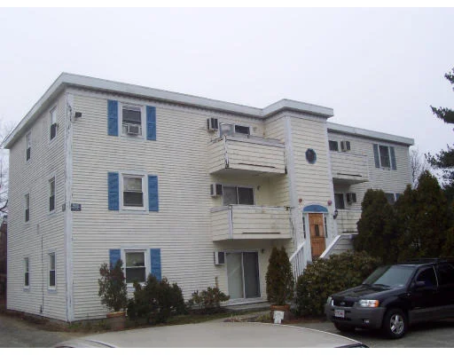 Unit for sale at 8 Lafayette Park, Lynn, MA 01904