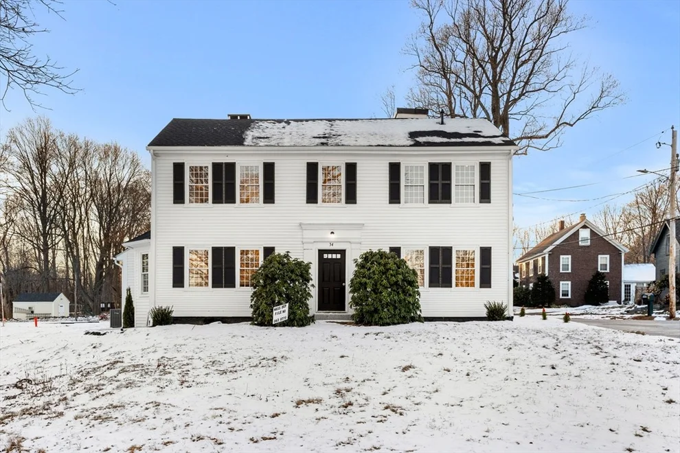 Unit for sale at 34 Central, Rowley, MA 01969