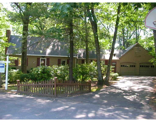Unit for sale at 11 Wildwood Rd, North Smithfield, RI 02896