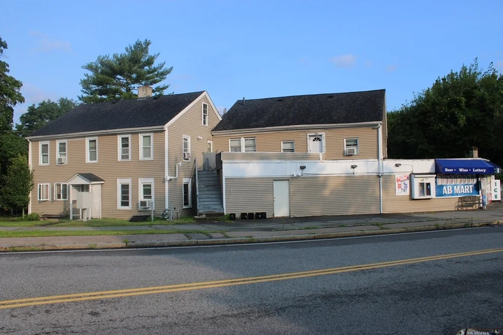Unit for sale at 852 Hancock Street, Abington, MA 02351