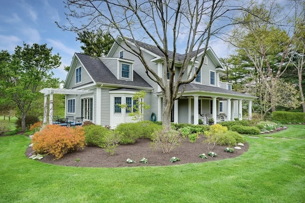 Unit for sale at 191 Claybrook Rd, Dover, MA 02030