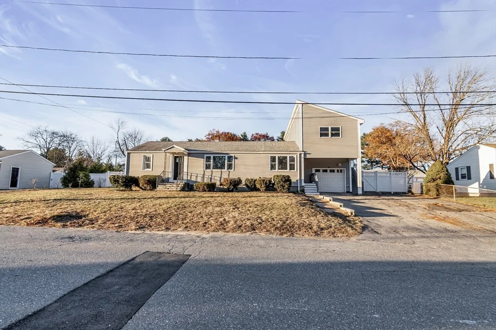 Unit for sale at 15 Pinewood Rd, Tewksbury, MA 01876