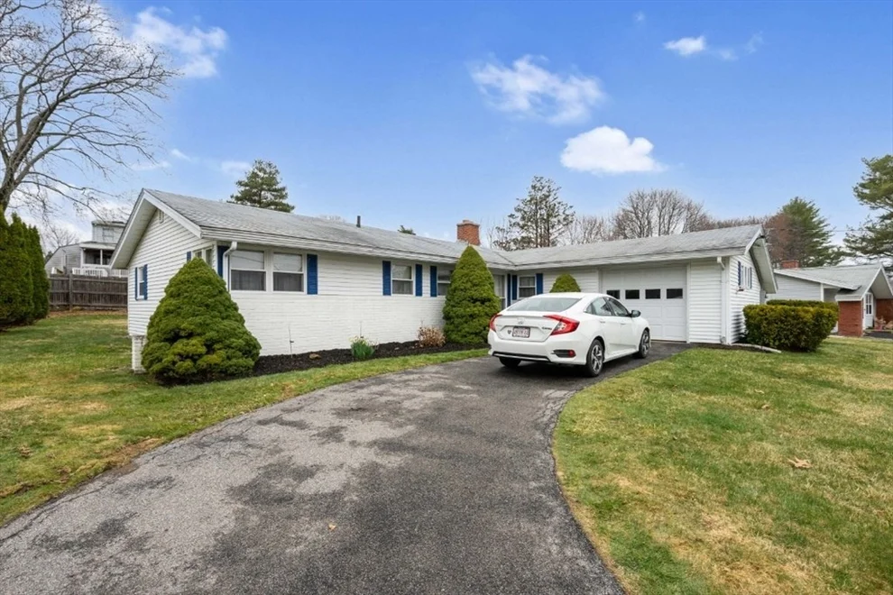 Unit for sale at 6 Grove St, Danvers, MA 01923