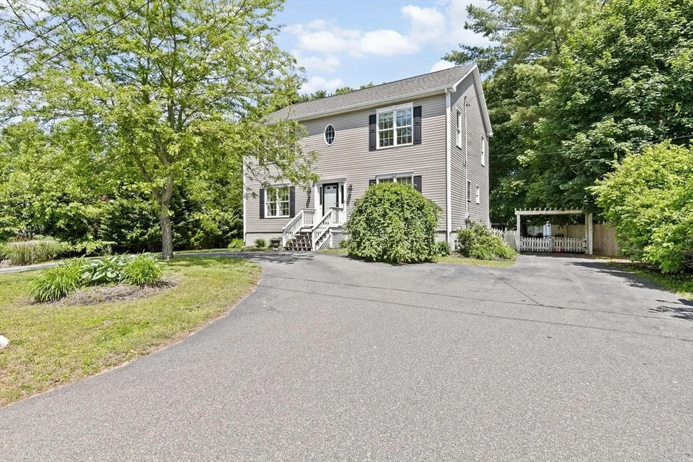 Unit for sale at 7 Alma Ave, Pembroke, MA 02359