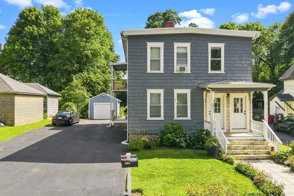 Unit for sale at 32 Frank St, Middleboro, MA 02346