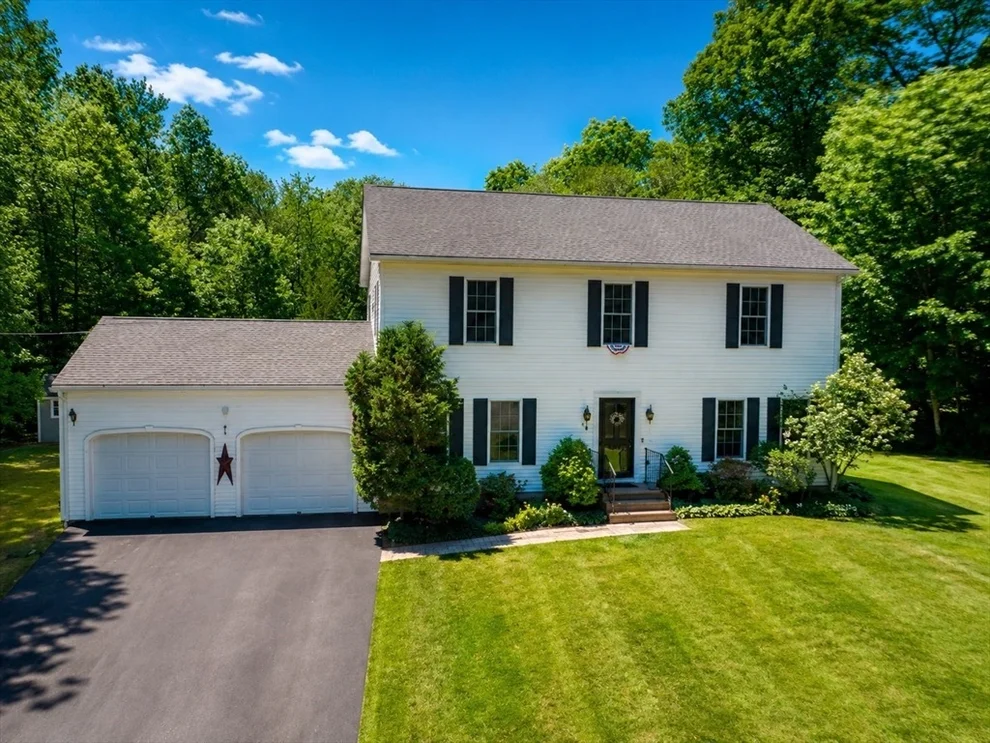 Unit for sale at 16 Governor Fairbanks Rd, Brimfield, MA 01010