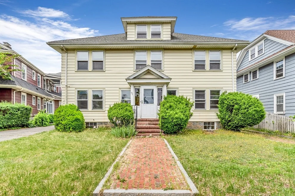 Unit for sale at 127-129 Blue Hills Pkwy, Milton, MA 02186
