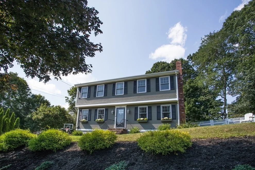 Unit for sale at 6 Pilgrim Heights, Beverly, MA 01915