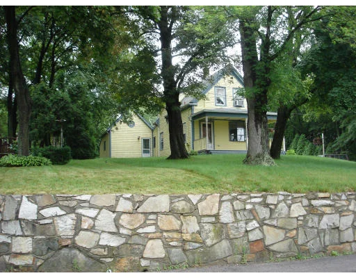 Unit for sale at 25 Town St, Braintree, MA 02184