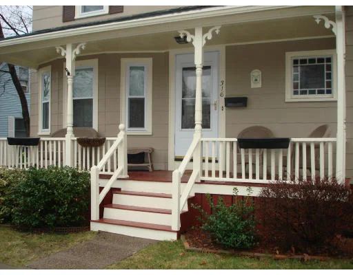 Unit for sale at 316 Albion St, Wakefield, MA 01880
