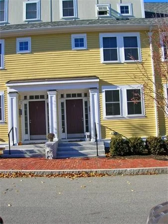 Unit for sale at 129 Merrimac St, Newburyport, MA 01950