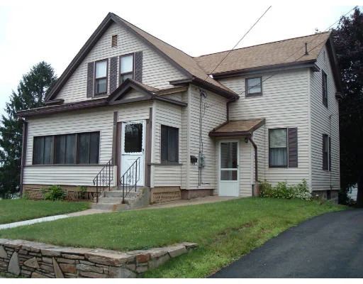 Unit for sale at 85 West St, Franklin, MA 02038