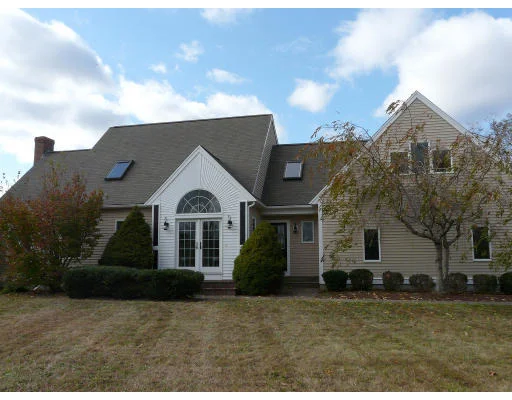 Unit for sale at 4 Country Club Dr, Halifax, MA 02338