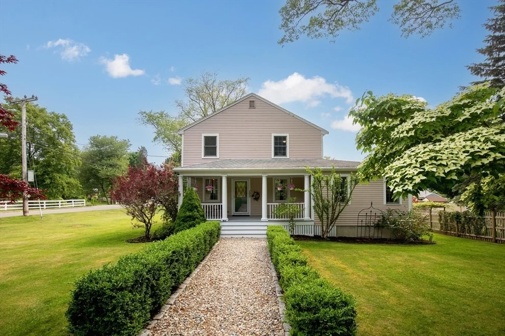 Unit for sale at 100 Elm St, Marshfield, MA 02050