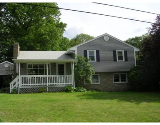 Unit for sale at 10 Redgate Rd, Attleboro, MA 02703