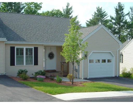 Unit for sale at 228 Bridle Cross Road, Fitchburg, MA 01420