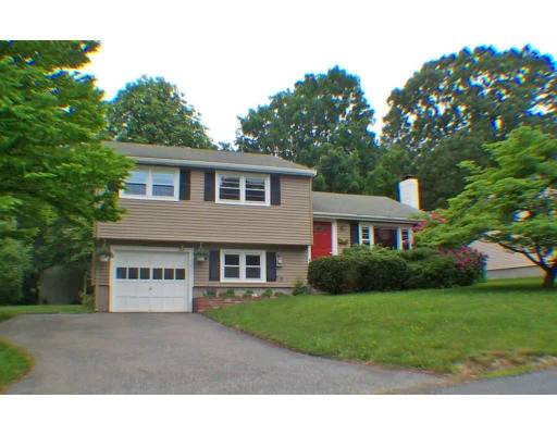 Unit for sale at 29 Foster Dr, Framingham, MA 01701
